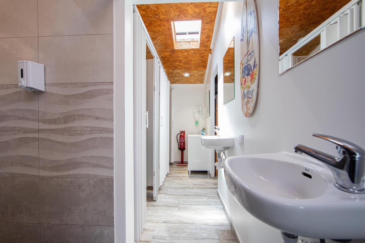 Vila Maria Mix Dorm By Host-Point Costa de Caparica Ngoại thất bức ảnh